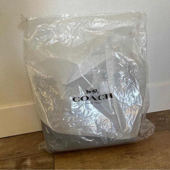 NWT Coach Derby Tote Soft Leather in Mist Blue - Picture 16 of 16